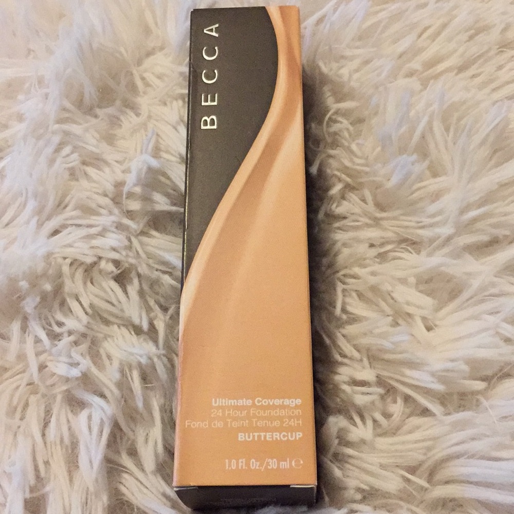 Becca Ultimate Coverage 24 hour foundation